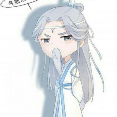云南泼水狂欢路过的狗都不放过